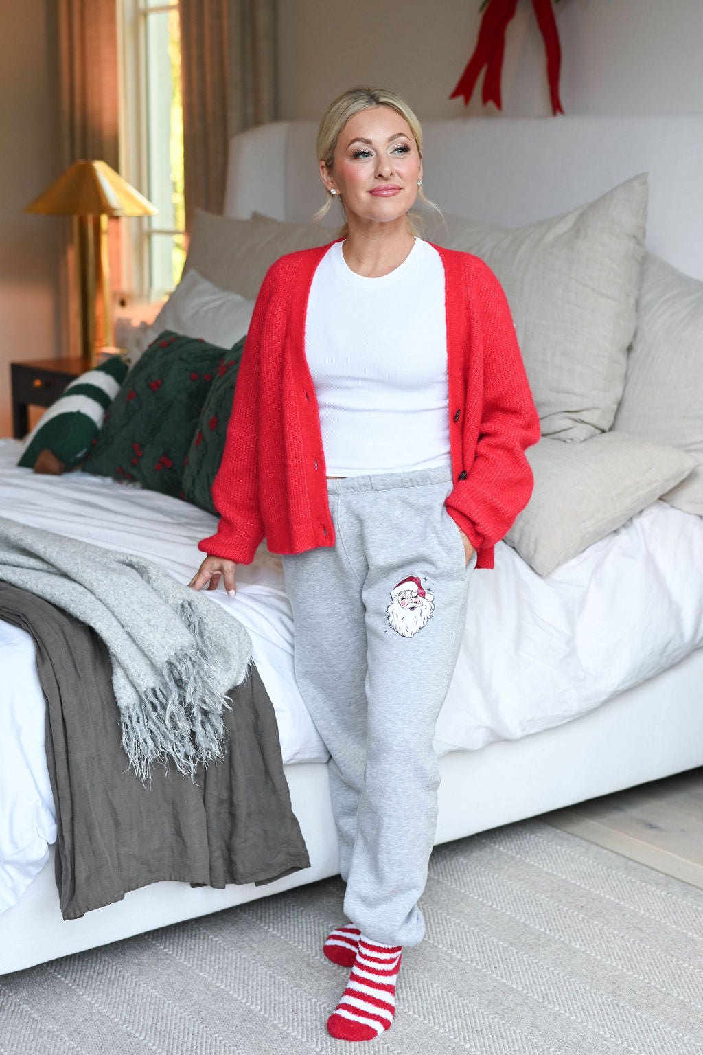 Classic Santa Sweatpants in Heather Grey
