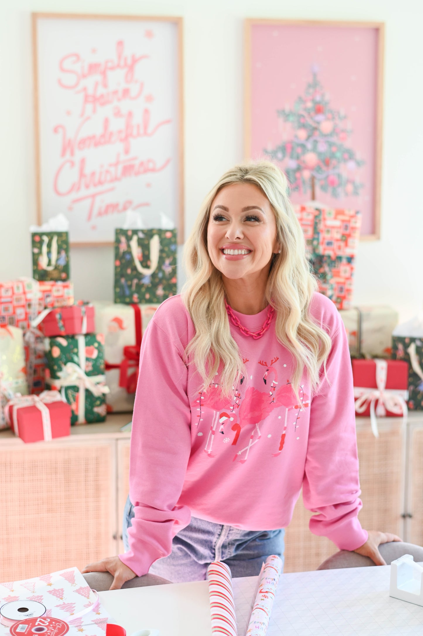Fa-La-La Mingo Sweatshirt in Bubblegum Pink
