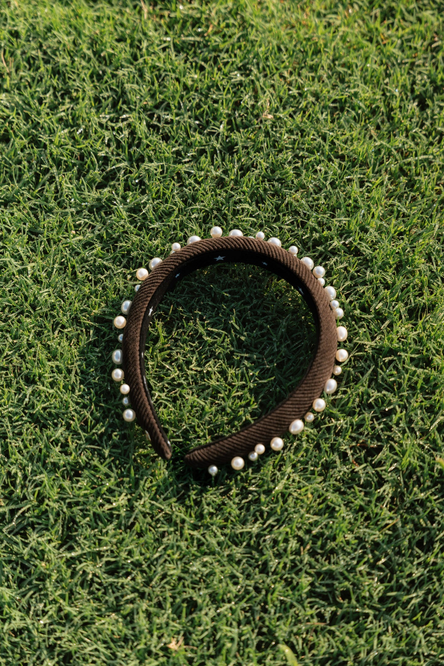headband on grass 